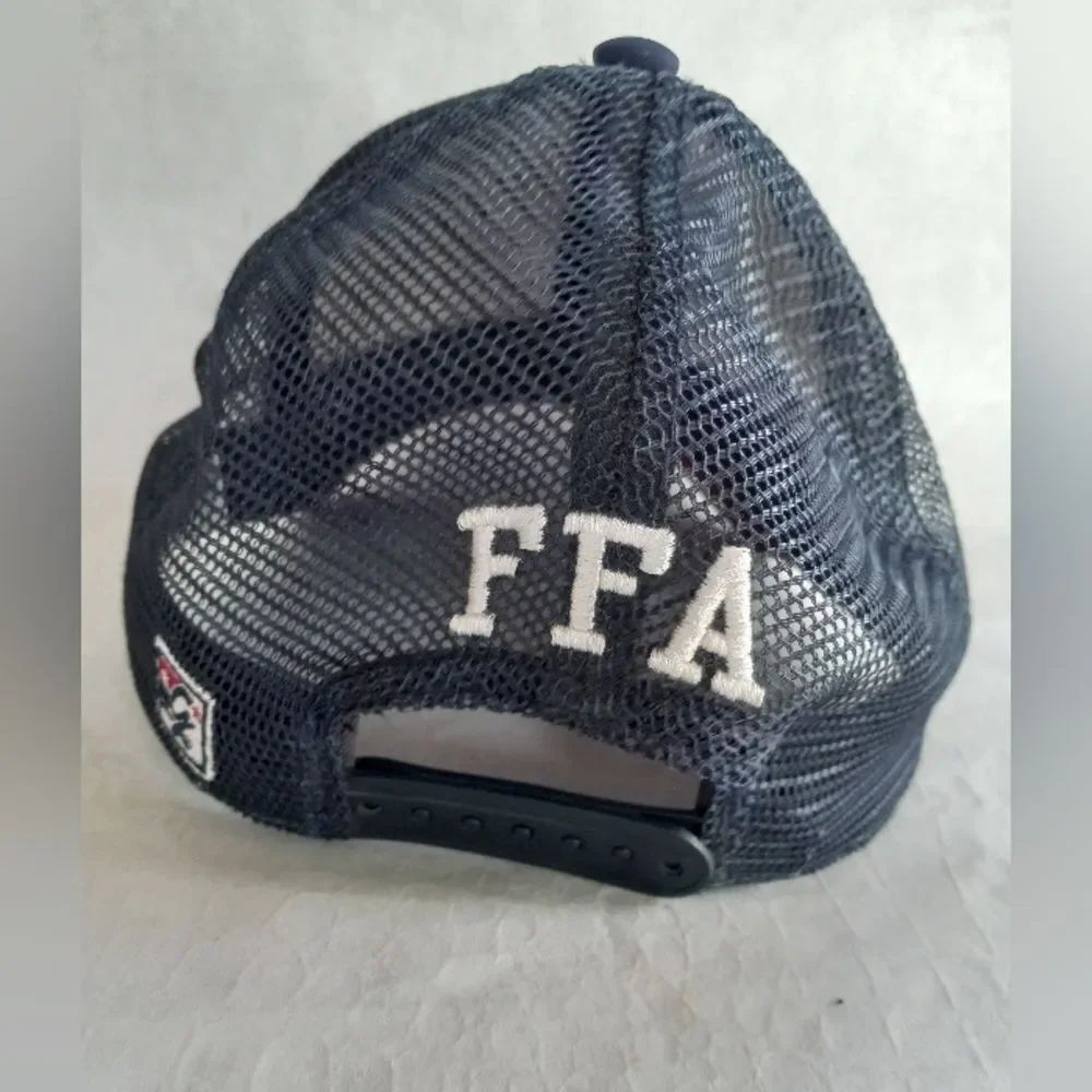 The Game Hat - Picture 6 of 8